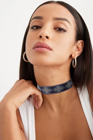 Dokuma Choker Tasma Kolye